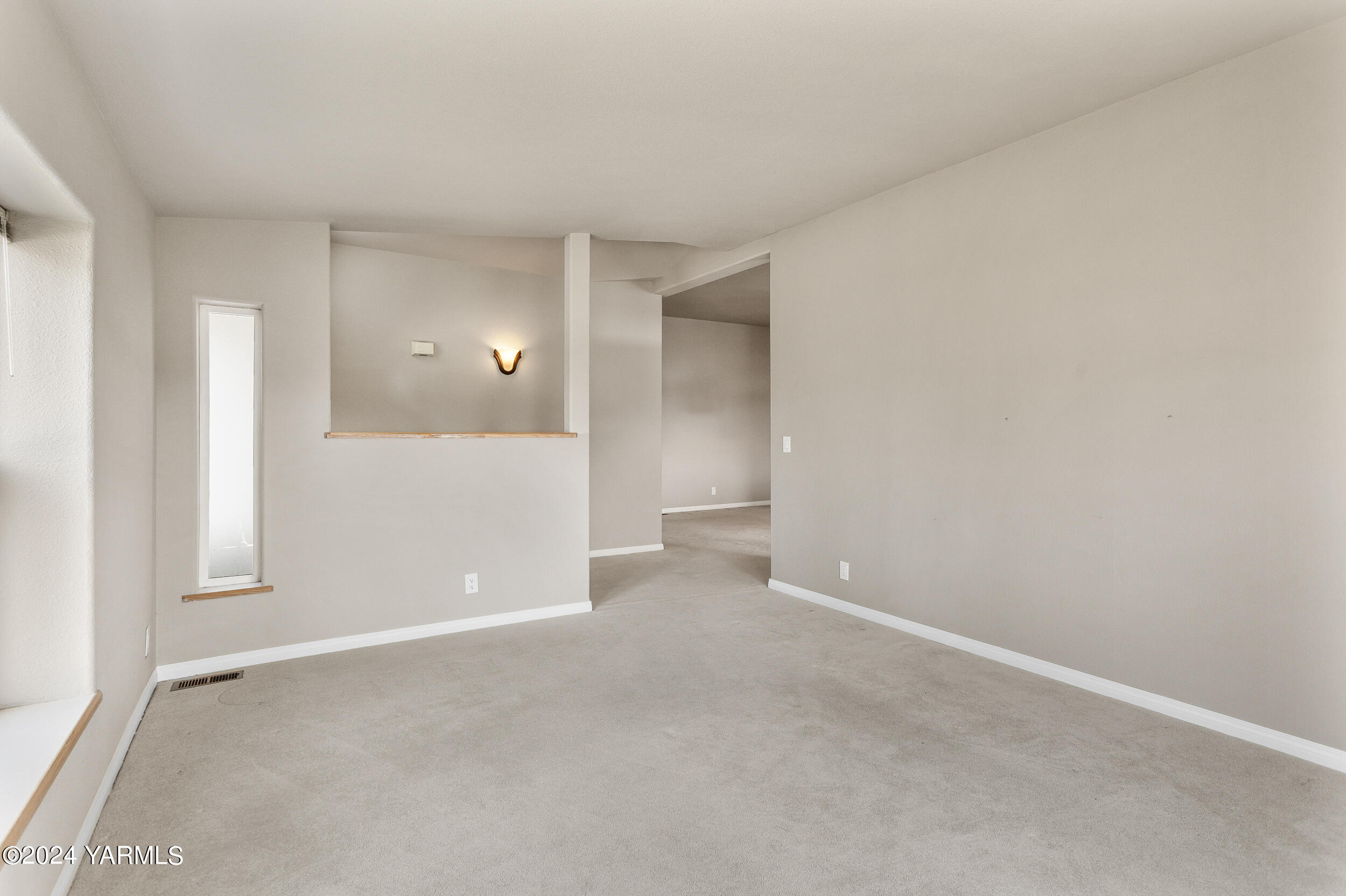 7001 Cottage Way Yakima, WA 98908 - Photo 8 of 40 7001CottageWay_08-2