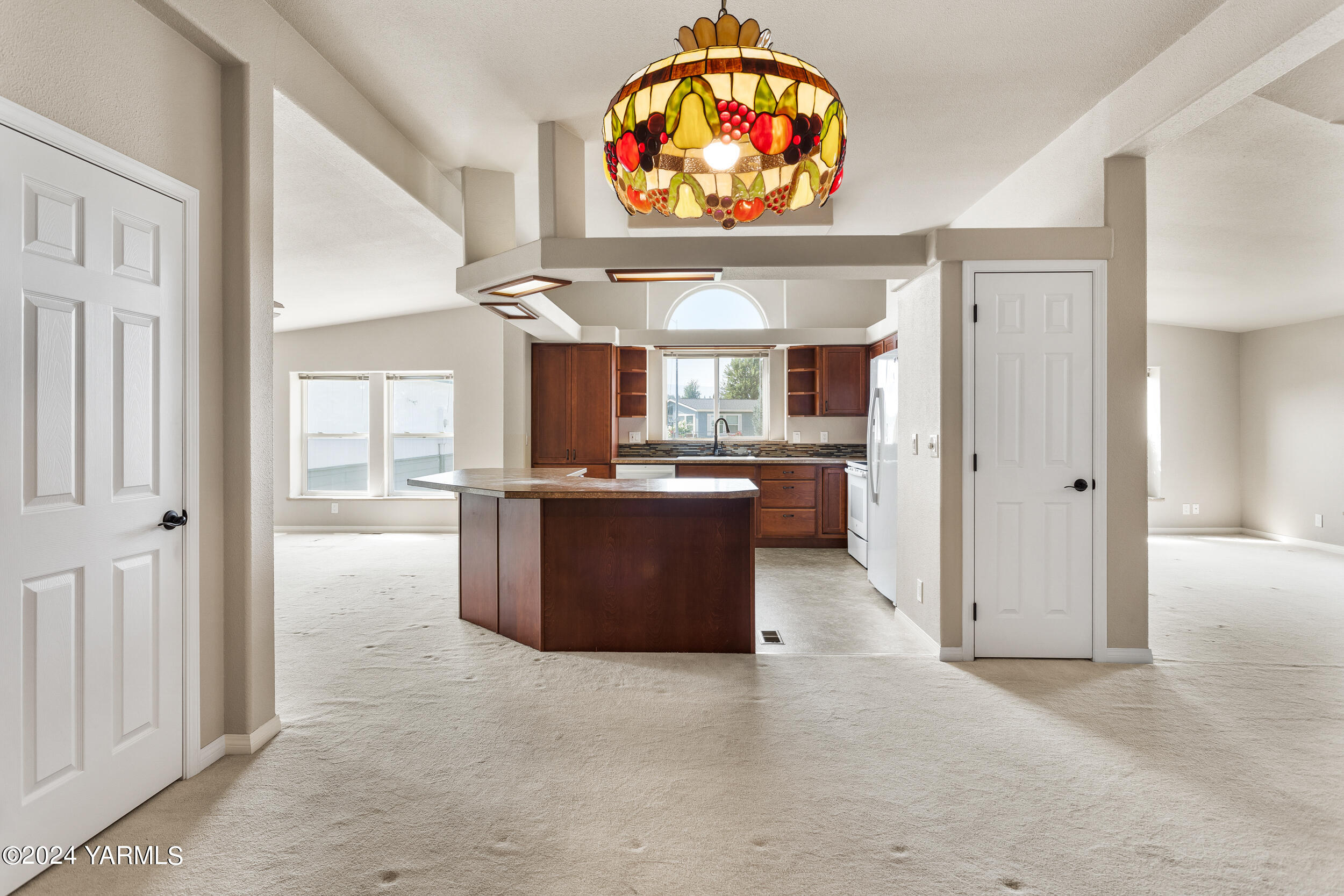 7001 Cottage Way Yakima, WA 98908 - Photo 9 of 40 7001CottageWay_09-2