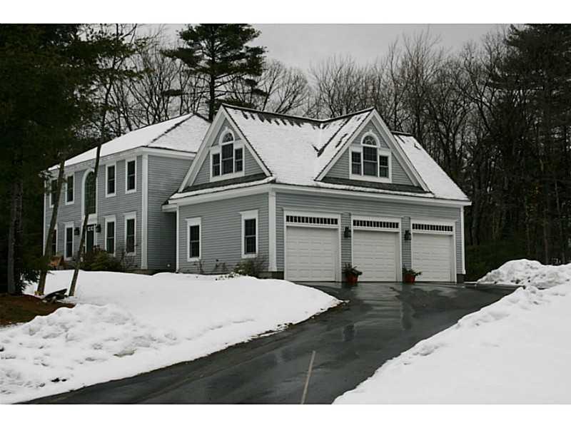 5 Carriage Road Falmouth, ME 04105 - Photo 23 of 24 Exterior Front.