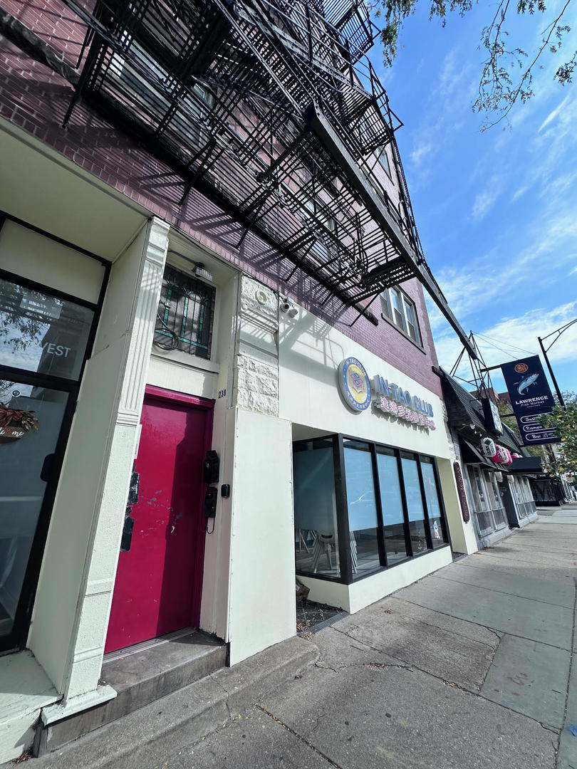 240 West 31st Street, Unit 2W Chicago, IL 60616 - Photo 1 of 9