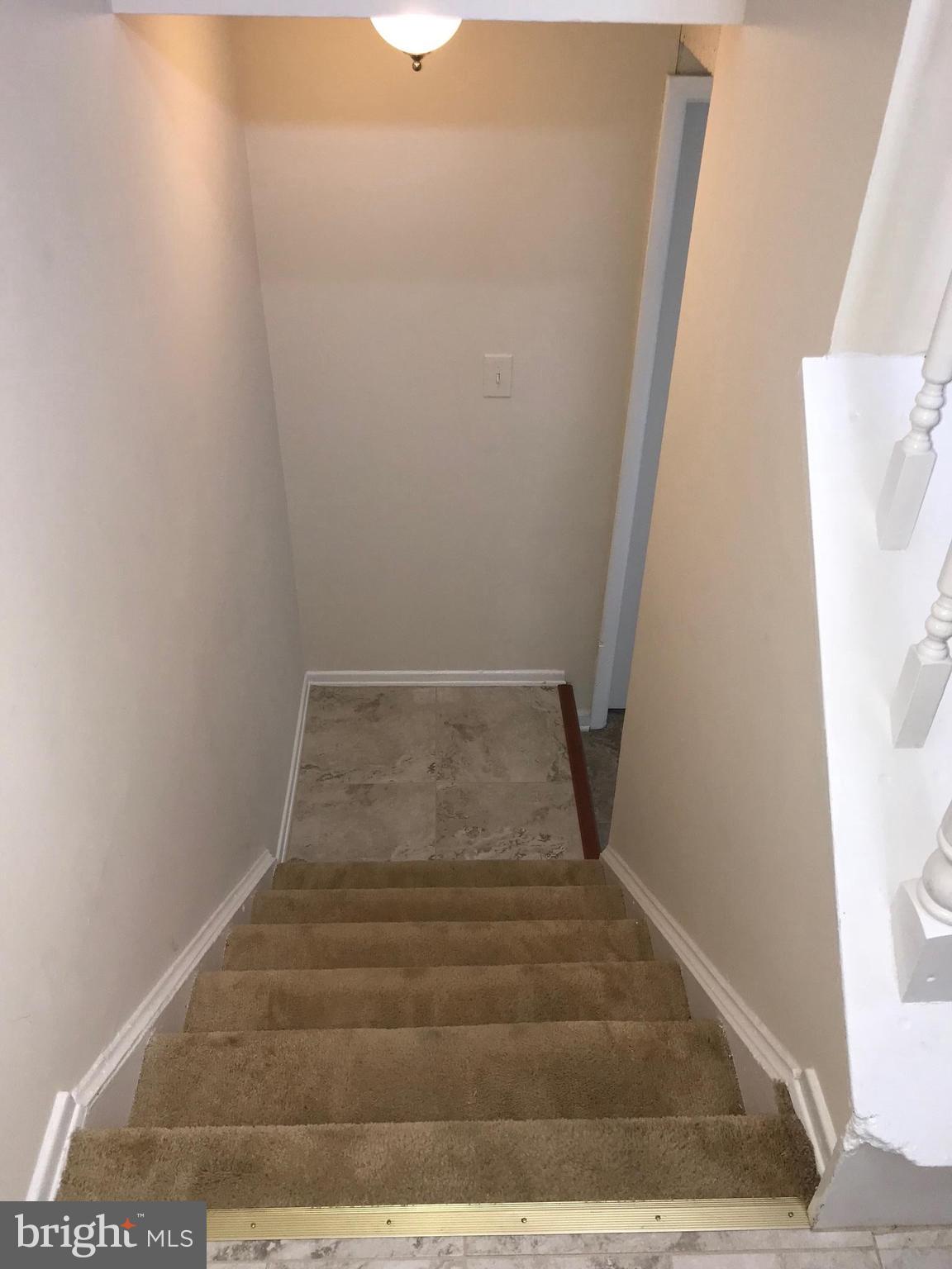 17553 Kohlhoss Road Poolesville, MD 20837 - Photo 6 of 17 a view of entryway