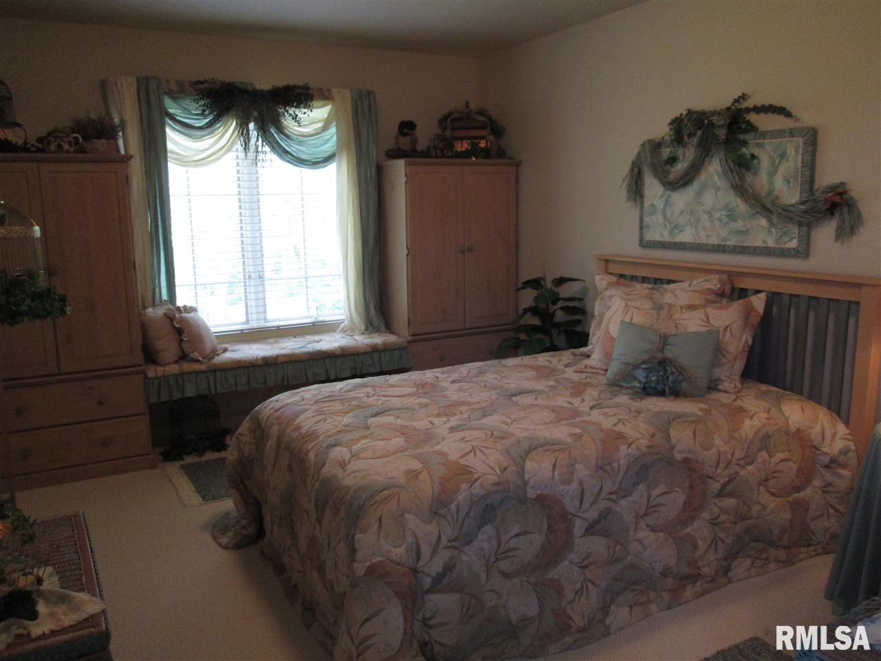 13808 Egg Ranch Road Pekin, IL 61554 - Photo 13 of 35