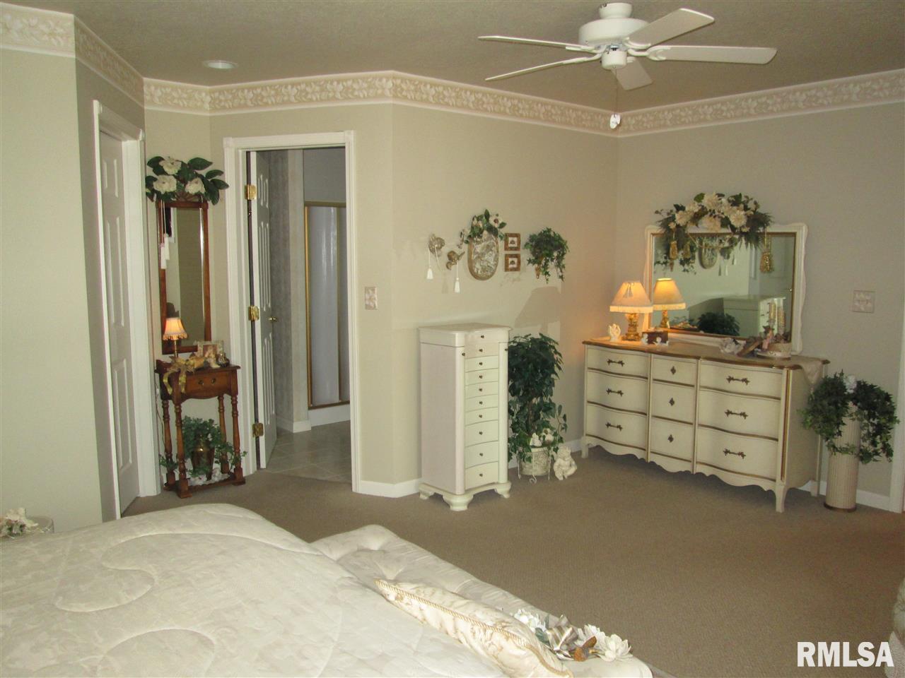 13808 Egg Ranch Road Pekin, IL 61554 - Photo 20 of 35