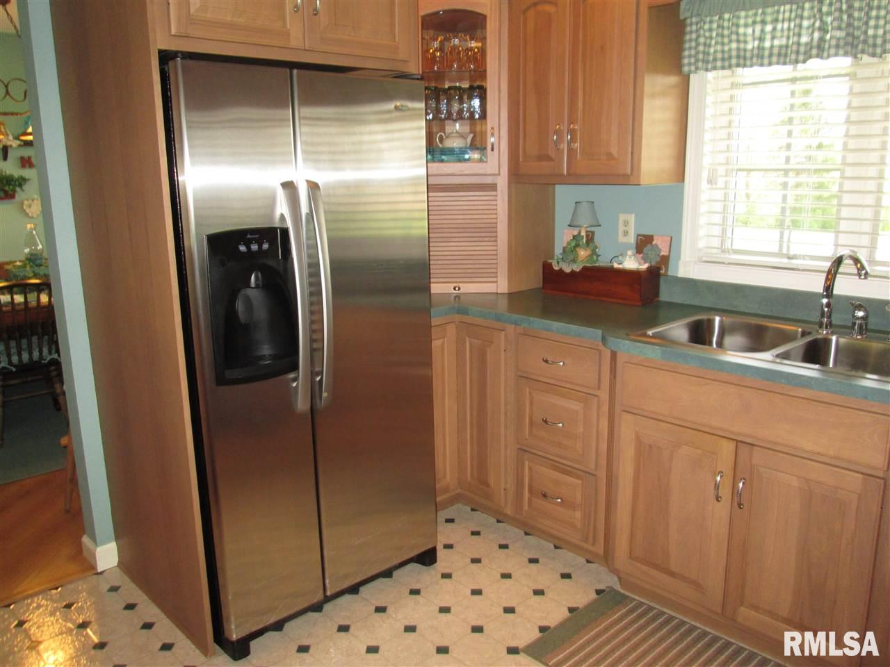 13808 Egg Ranch Road Pekin, IL 61554 - Photo 6 of 35