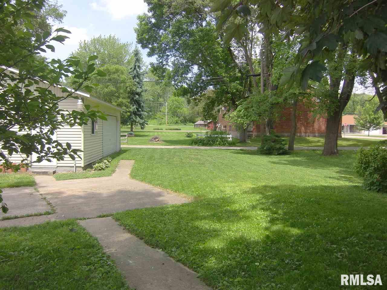 625 Warren Street Colona, IL 61241 - Photo 4 of 22 Gallery Image 4