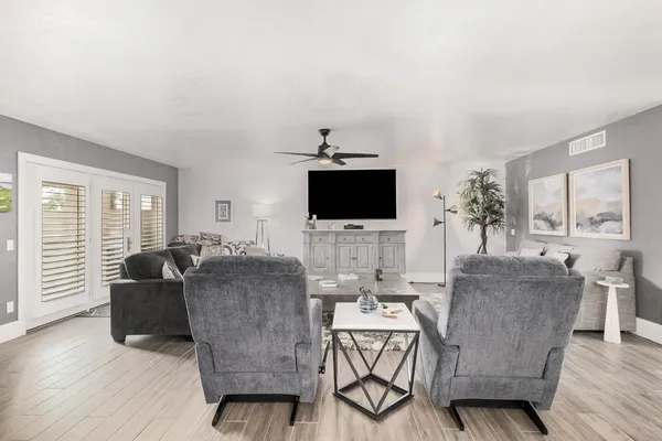 $3,750 | 7681 North VÃa De Platina, Scottsdale, AZ 85258