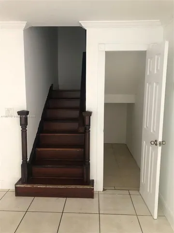 a view of entryway and hall