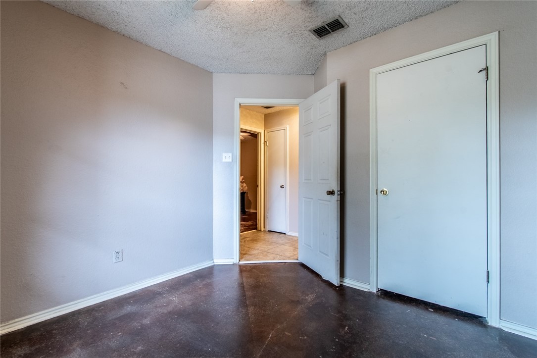 2185 Spring Park Drive Ingleside, TX 78362 - Photo 20 of 32 a view of entryway with wooden floor