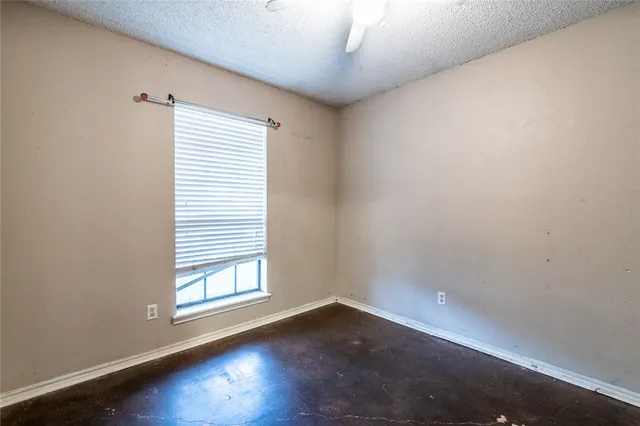 $179,000 | 2185 Spring Park Drive, Ingleside, TX 78362