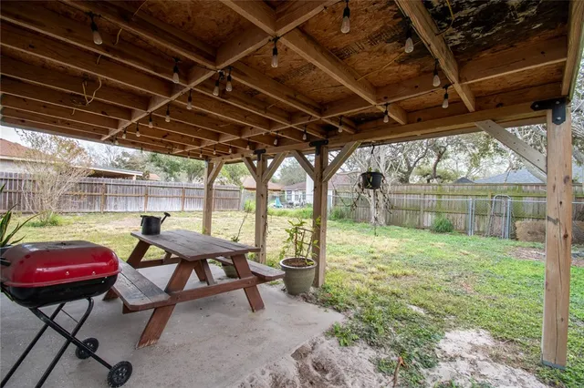 $179,000 | 2185 Spring Park Drive, Ingleside, TX 78362