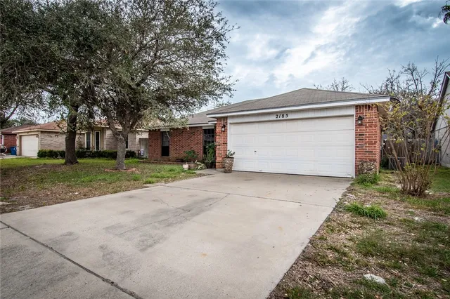 $179,000 | 2185 Spring Park Drive, Ingleside, TX 78362