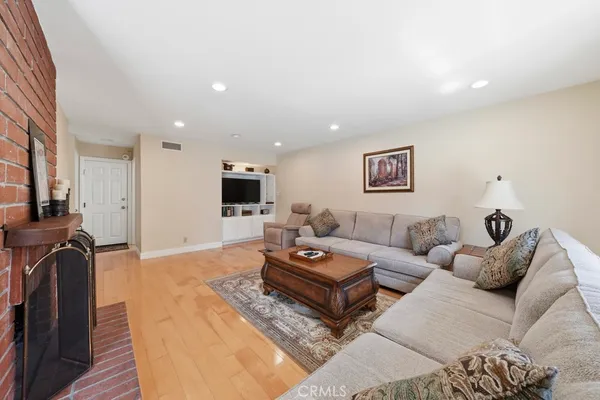 $1,588,000 | 5 Eden, Irvine, CA 92620