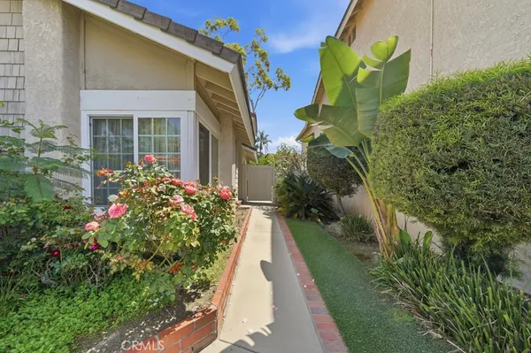 $1,588,000 | 5 Eden, Irvine, CA 92620