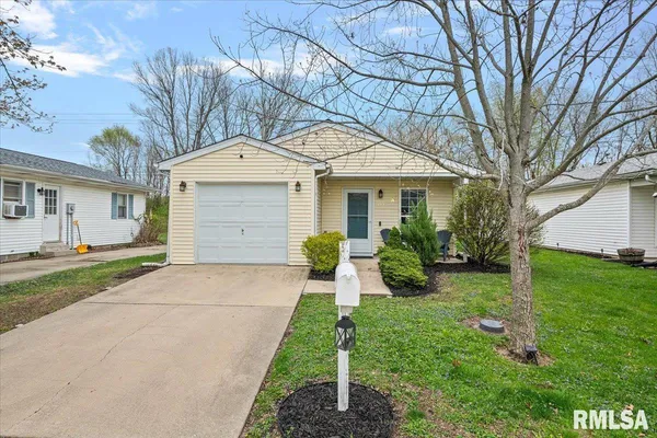 $149,900 | 3112 Lakeshire Drive, Springfield, IL 62707