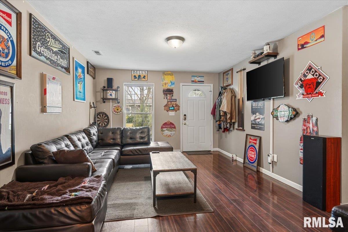 3112 Lakeshire Drive Springfield, IL 62707 - Photo 5 of 21