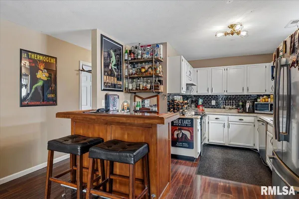 $149,900 | 3112 Lakeshire Drive, Springfield, IL 62707