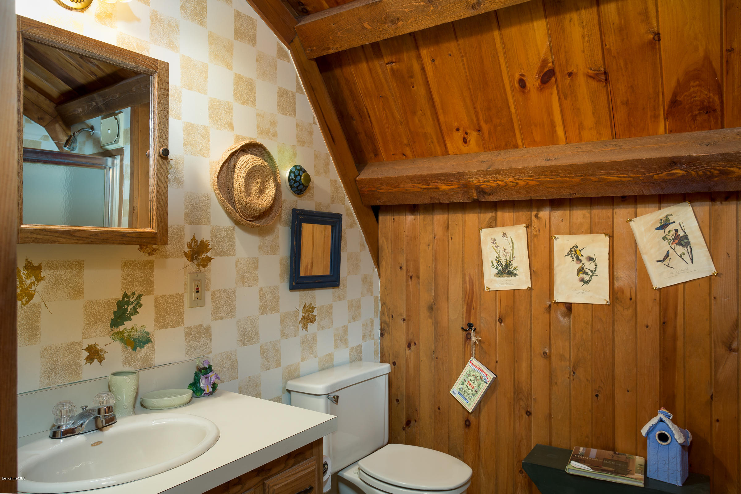400 South Undermountain Road Sheffield, MA 01257 - Photo 23 of 28 Full Guest Bath