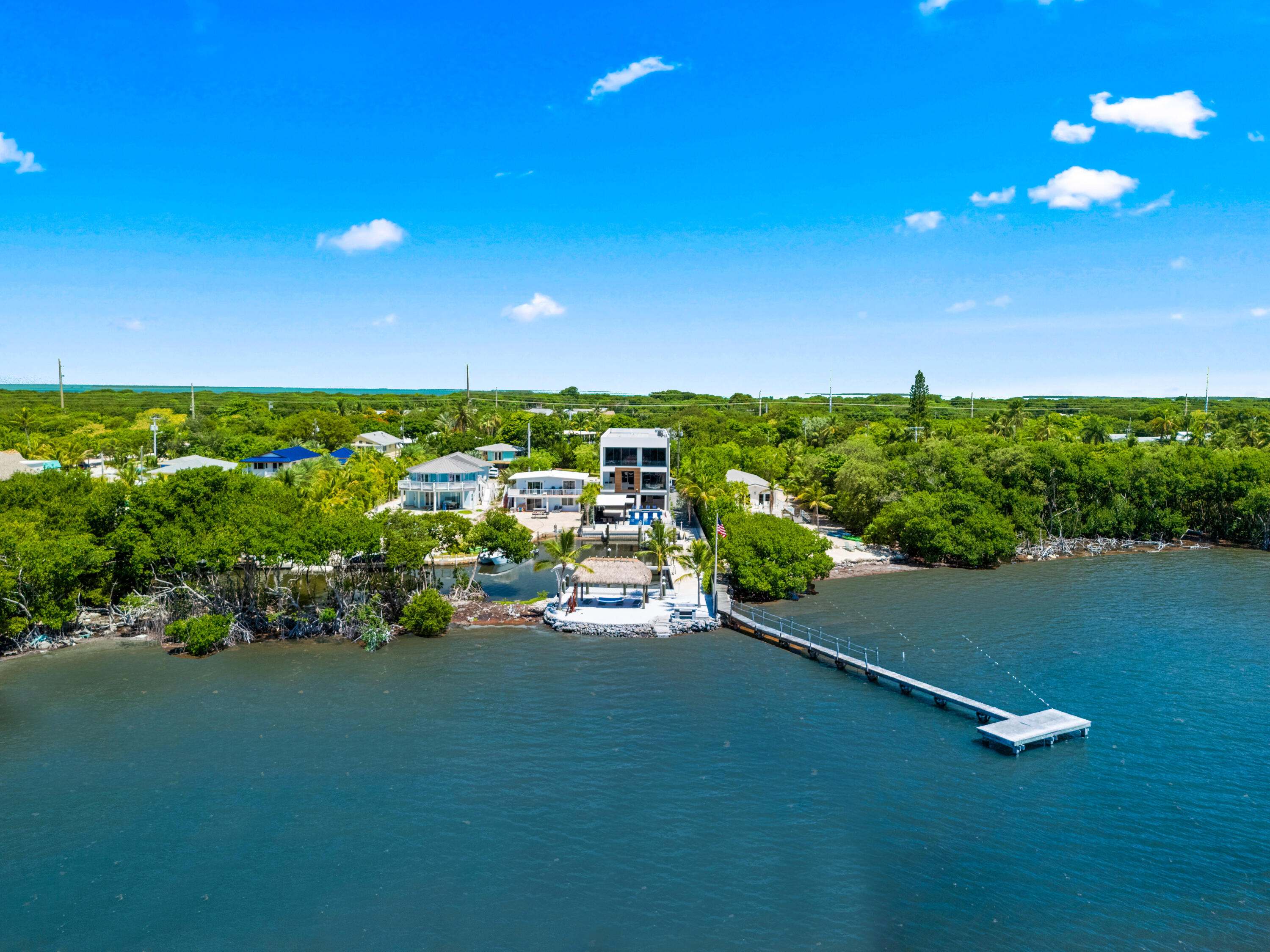 16 Seaside Avenue Key Largo, FL 33037 - Photo 112 of 118 2026_06_19 16 SEASIDE AVE KELSEY-135