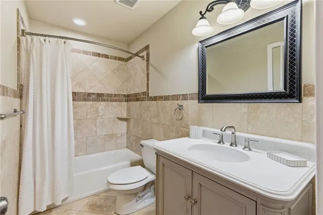 $664,900 | 5995 Lake Windsor Parkway, Buford, GA 30518