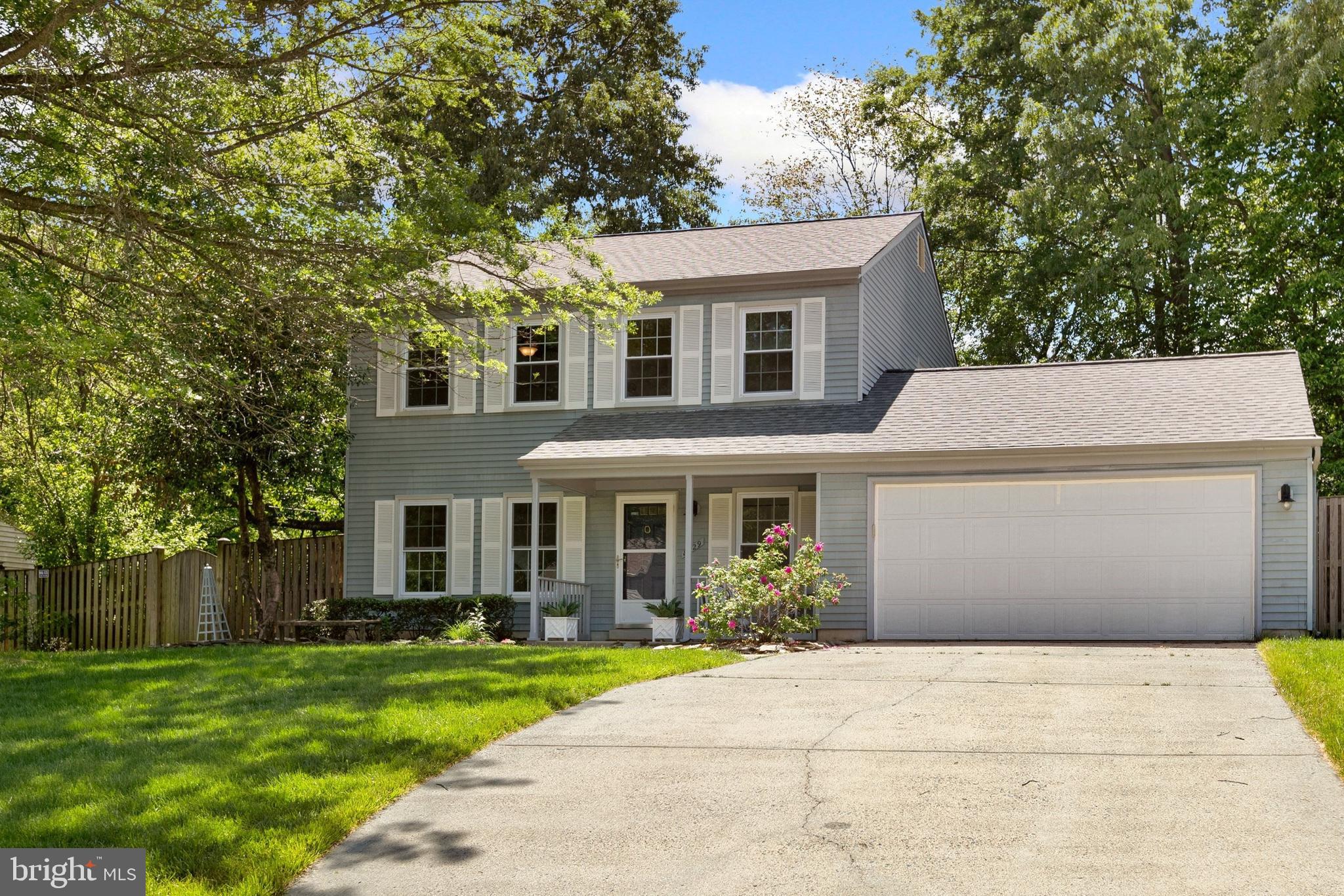 8229 Running Creek Court Springfield, VA 22153 - Photo 3 of 32