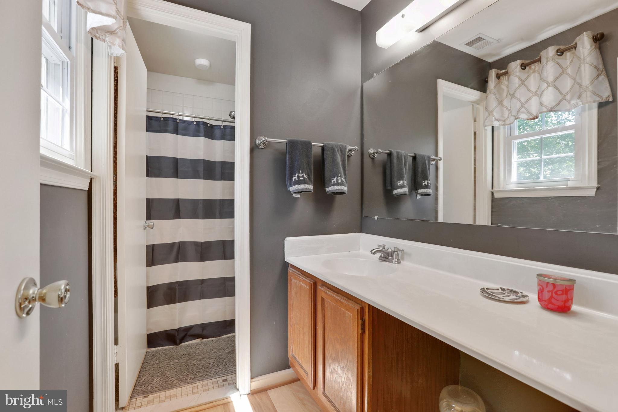 8229 Running Creek Court Springfield, VA 22153 - Photo 23 of 32