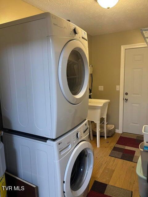155 Oak Tree Lane Sneedville, TN 37869 - Photo 9 of 20 oak tree laundry