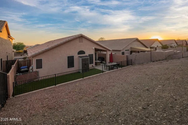 $578,000 | 1922 East Siesta Lane, Phoenix, AZ 85024