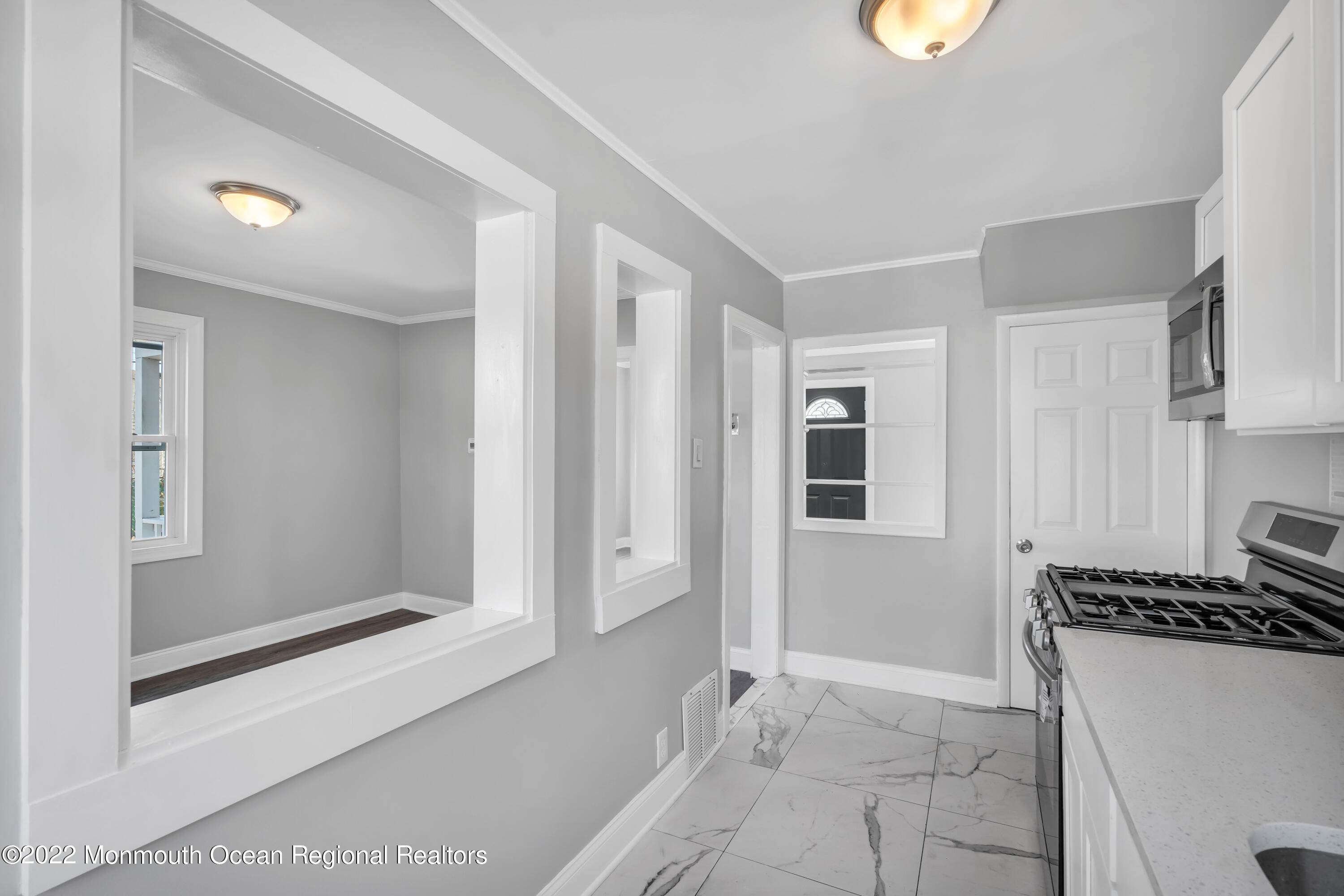 305 Marne Road Brooklawn, NJ 08030 - Photo 5 of 33 022_dsc09236