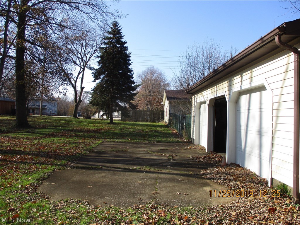 5226 State Road Ashtabula, OH 44004 - Photo 4 of 21