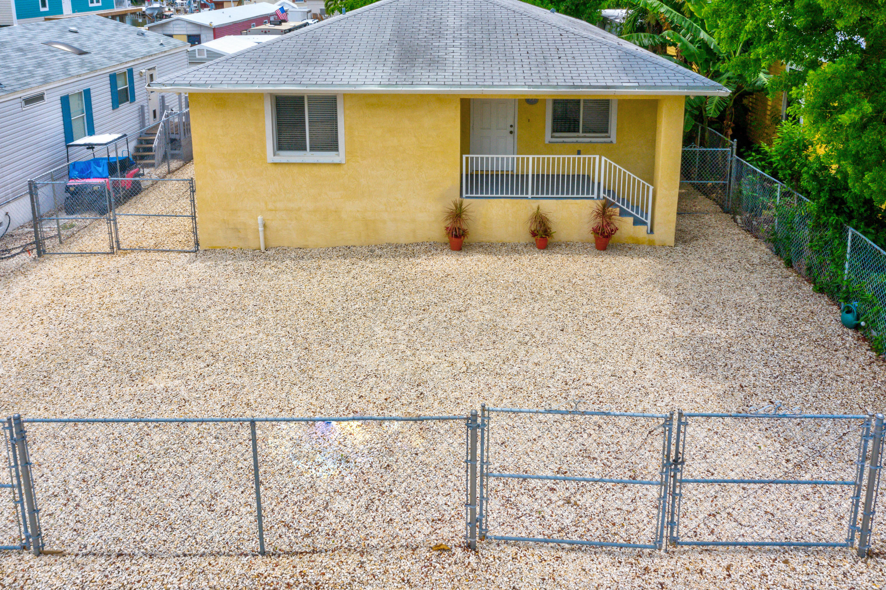 DJI_0408_09_10[1]