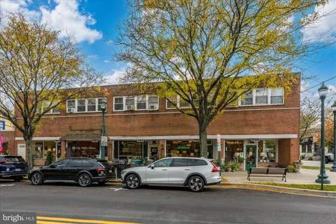 $1,050,000 | 3810 Dresden Street, Kensington, MD 20895