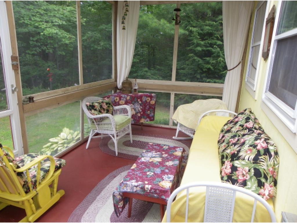 94 Fish Street Fryeburg, ME 04037 - Photo 11 of 12 Gallery Image 11