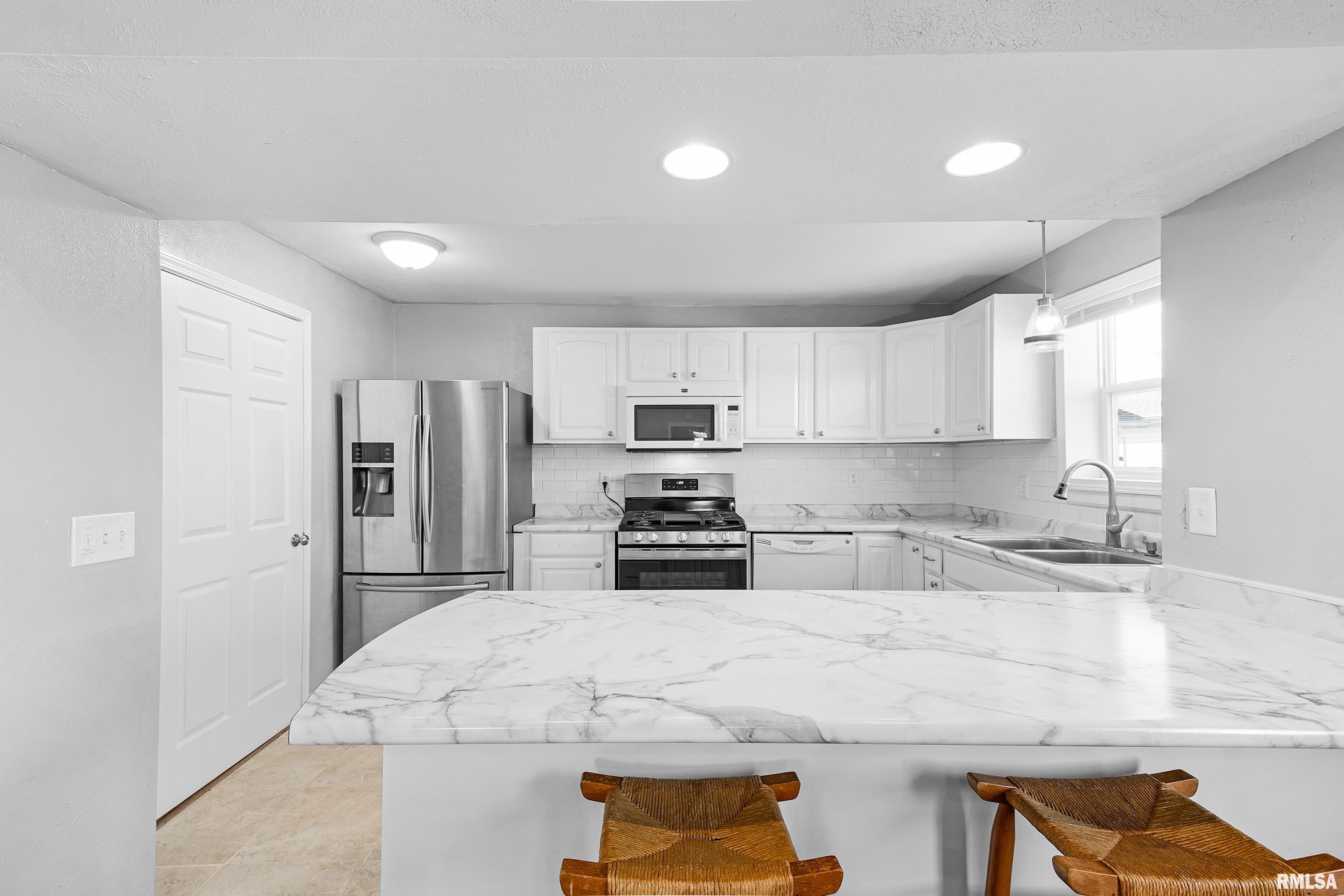 10223 North Trigger Road Dunlap, IL 61525 - Photo 13 of 36 Gallery Image 13
