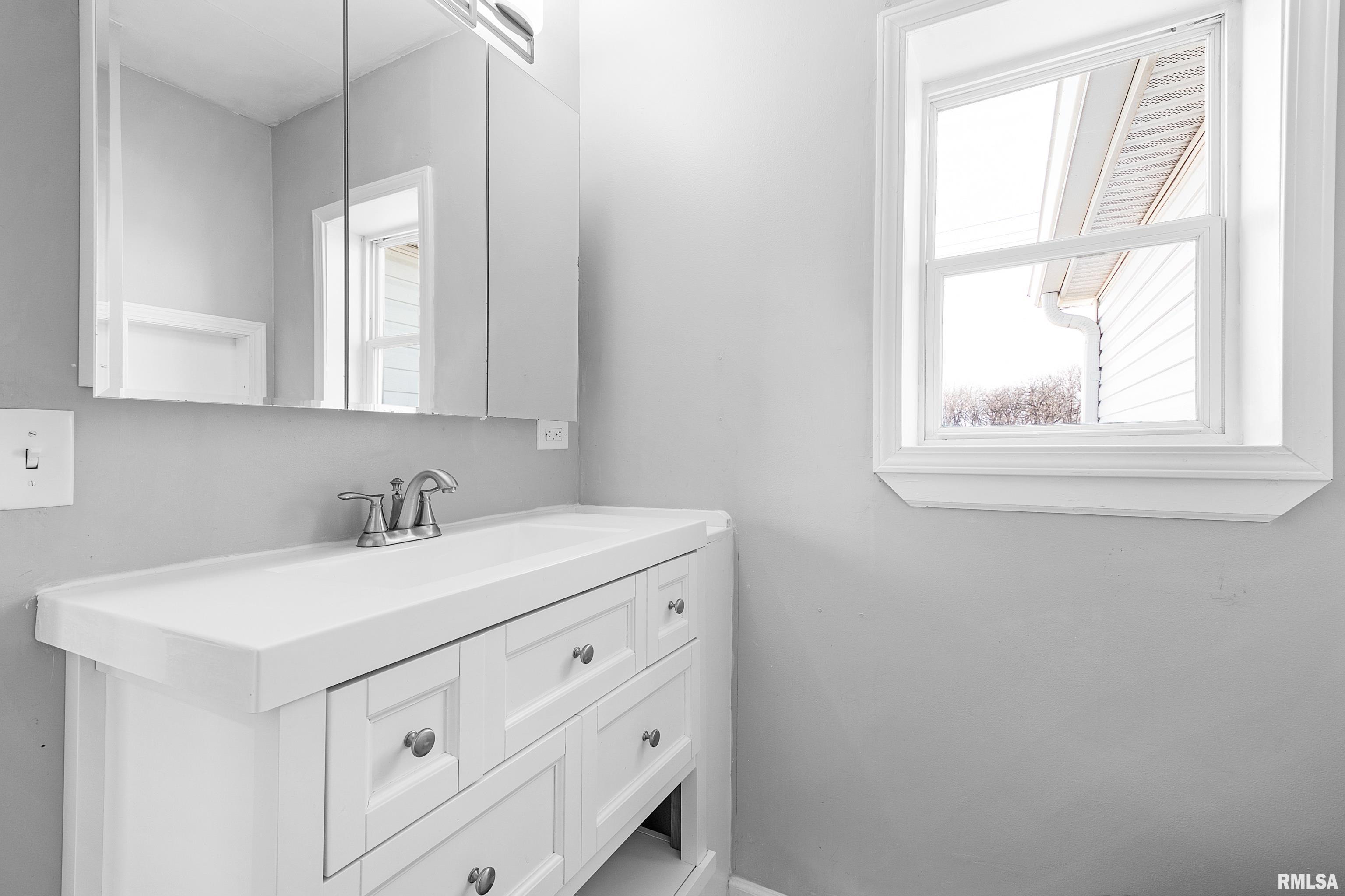 10223 North Trigger Road Dunlap, IL 61525 - Photo 18 of 36 Gallery Image 18