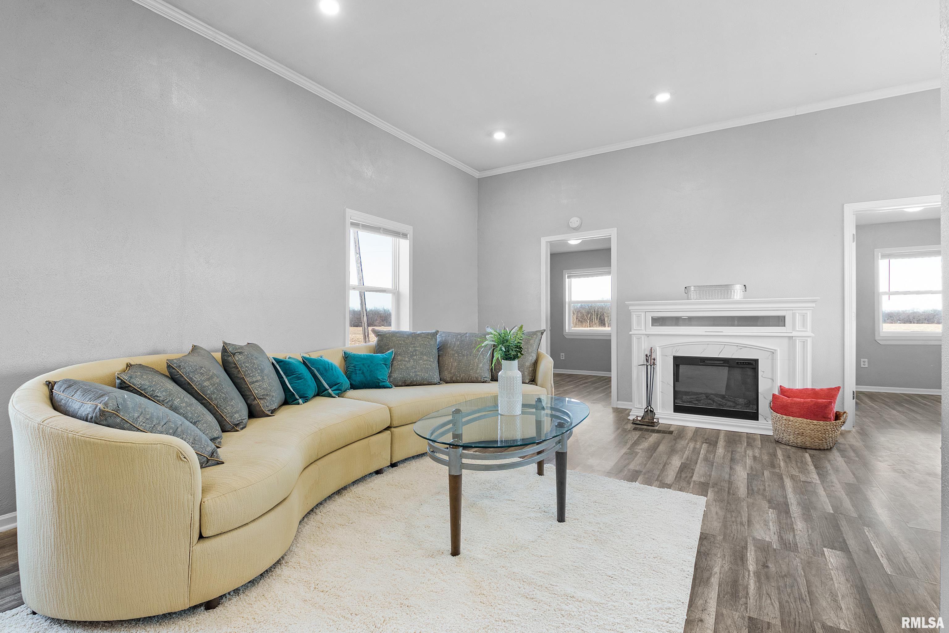 10223 North Trigger Road Dunlap, IL 61525 - Photo 8 of 36 Gallery Image 8