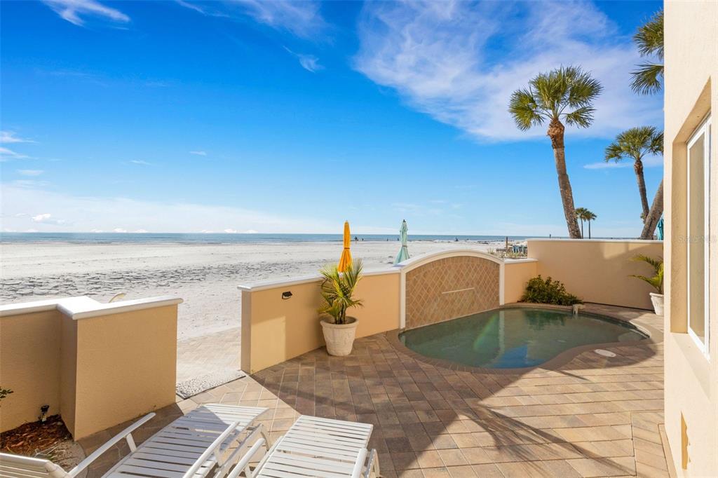 13423 Gulf Lane Madeira Beach, FL 33708 - Photo 63 of 71 a view of a terrace view