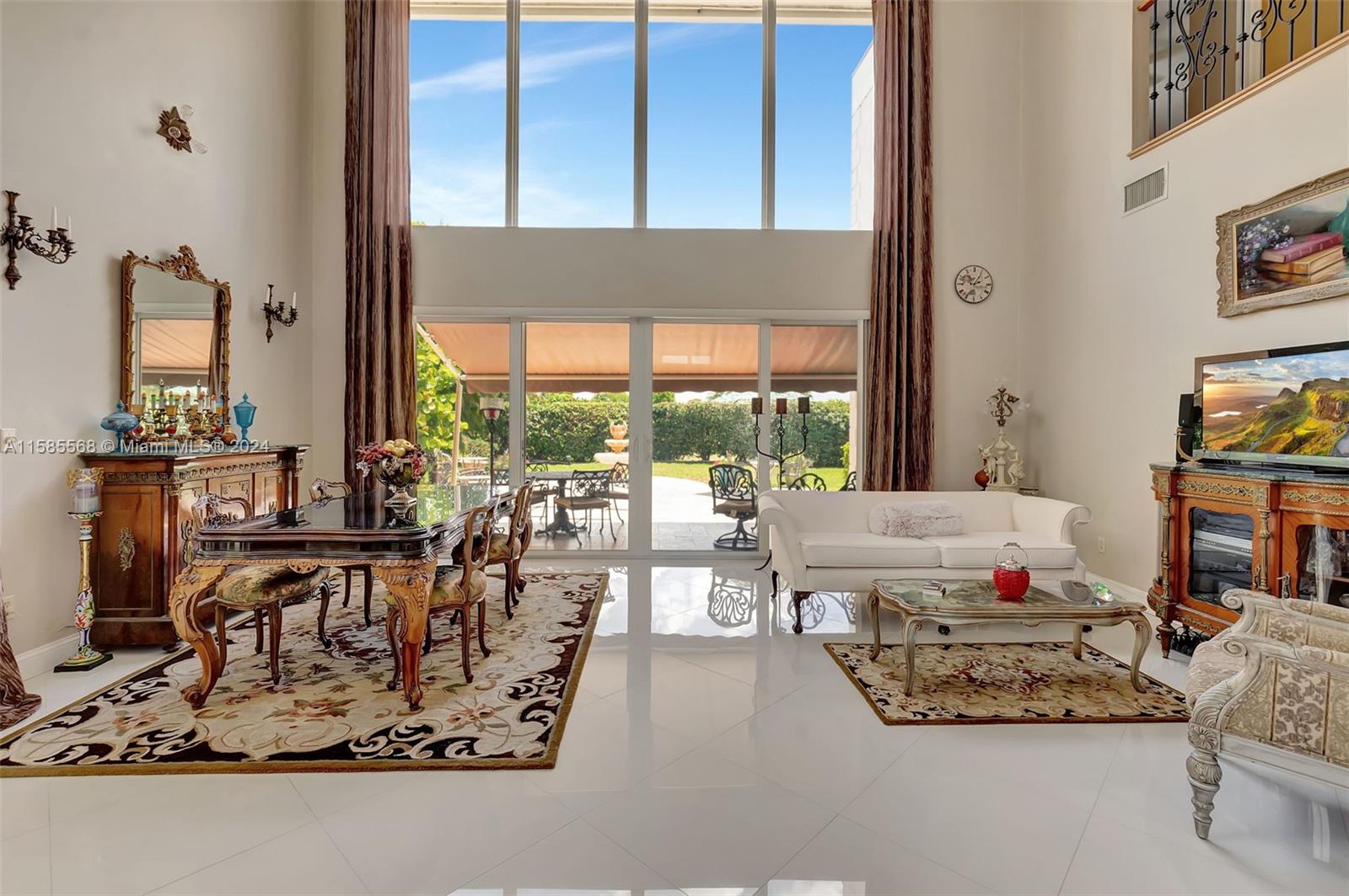 7792 Travelers Tree Drive Boca Raton, FL 33433 - Photo 11 of 34 Gallery Image 11
