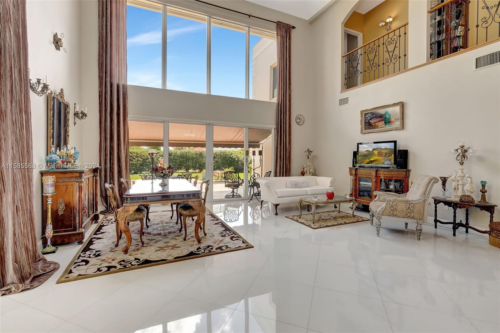 7792 Travelers Tree Drive Boca Raton, FL 33433 - Photo 12 of 34 Gallery Image 12
