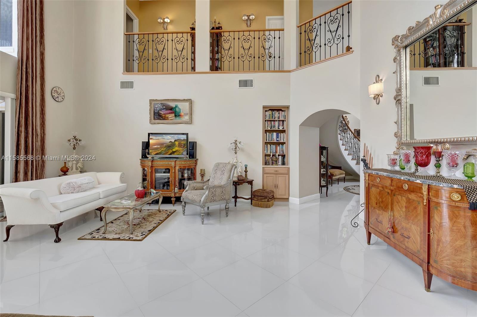 7792 Travelers Tree Drive Boca Raton, FL 33433 - Photo 14 of 34 Gallery Image 14