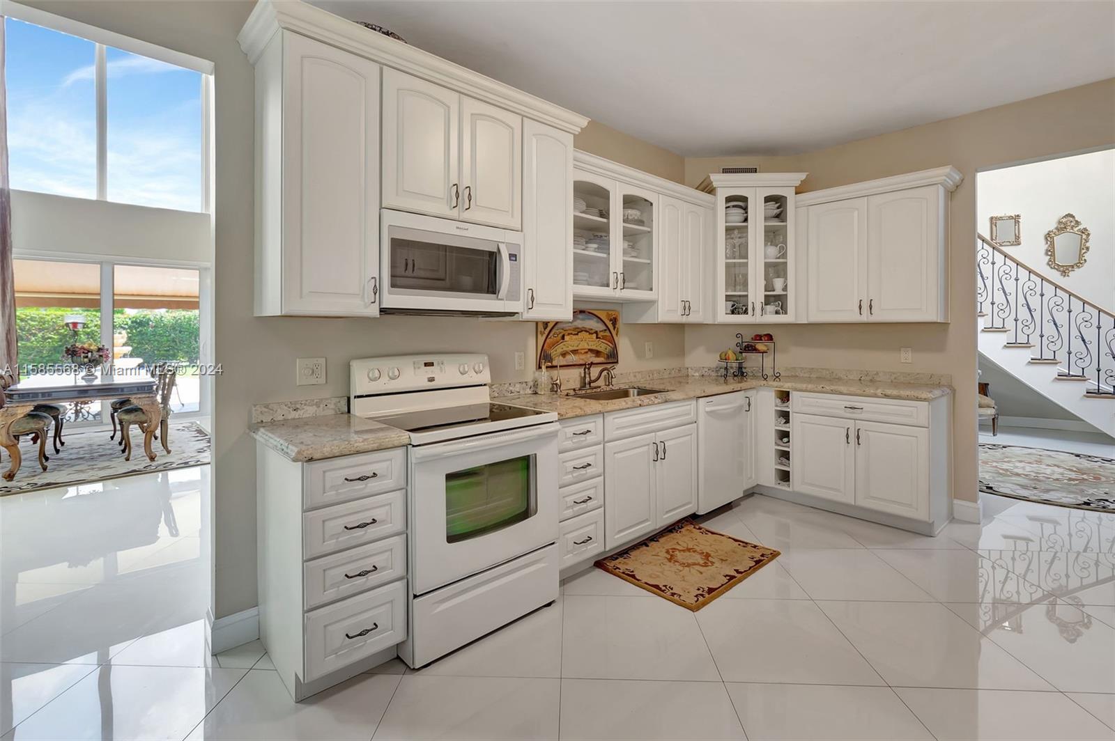 7792 Travelers Tree Drive Boca Raton, FL 33433 - Photo 17 of 34 Gallery Image 17