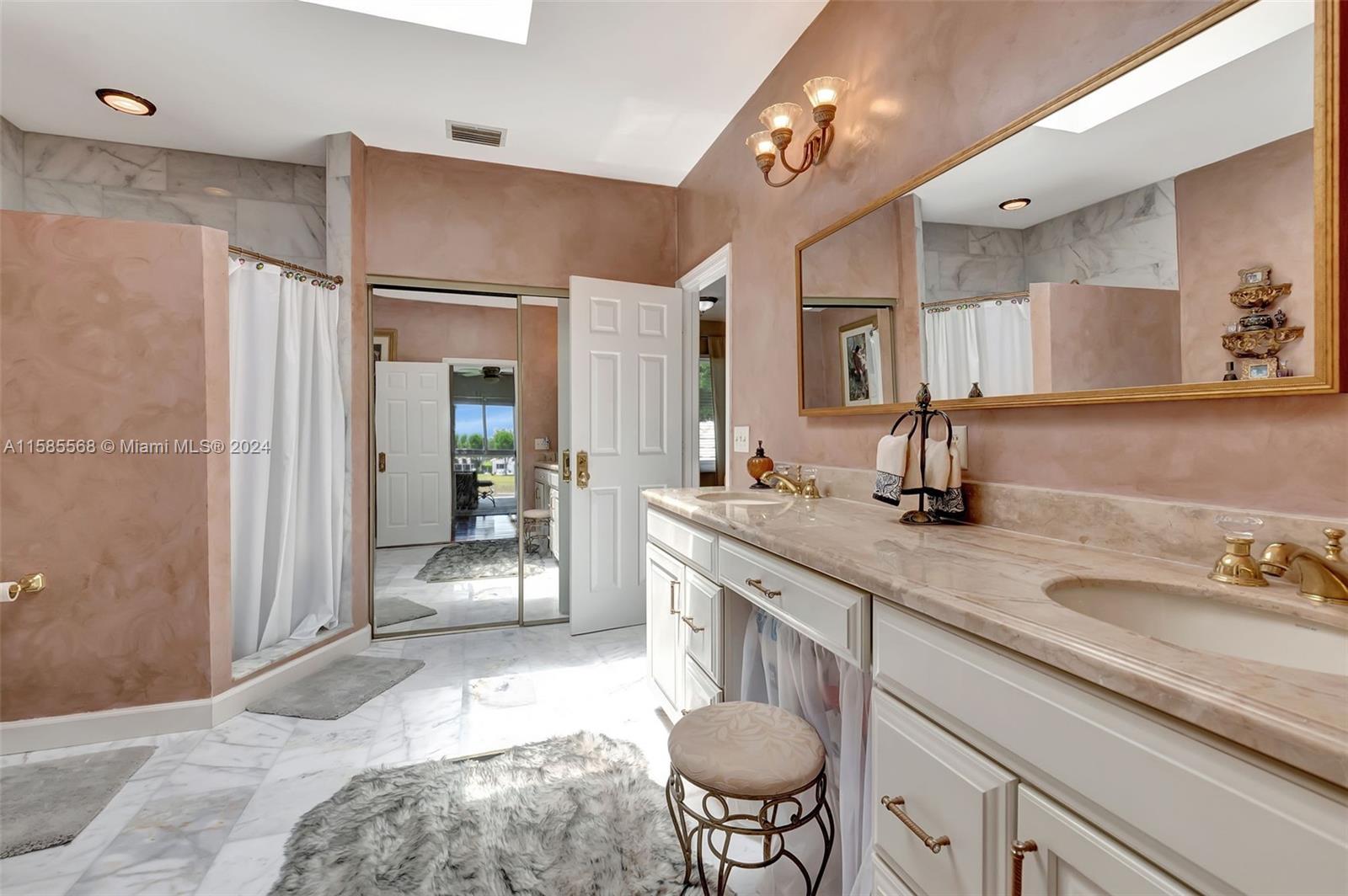 7792 Travelers Tree Drive Boca Raton, FL 33433 - Photo 30 of 34 Gallery Image 30