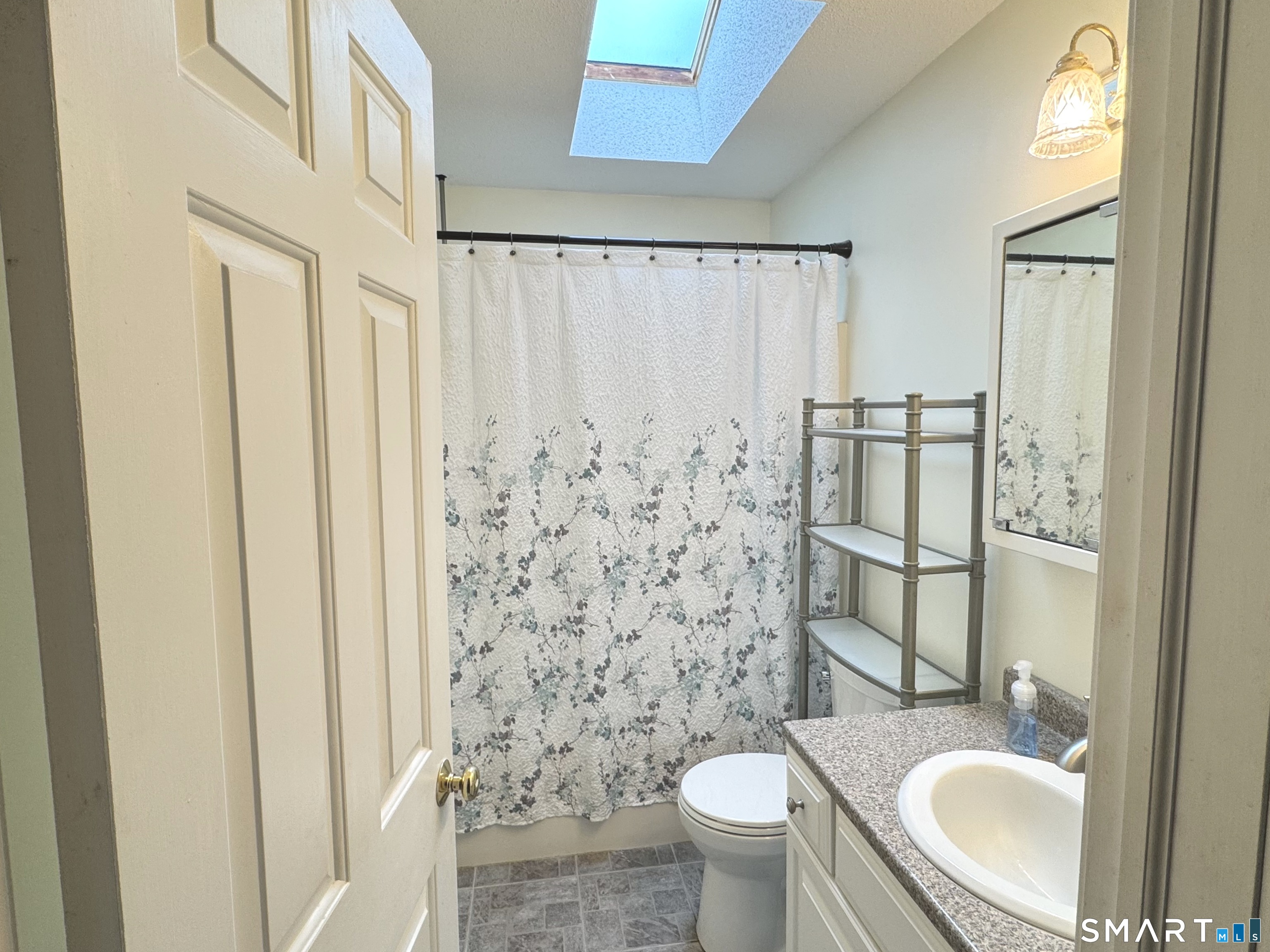 16 Hickory Road Naugatuck, CT 06770 - Photo 13 of 19