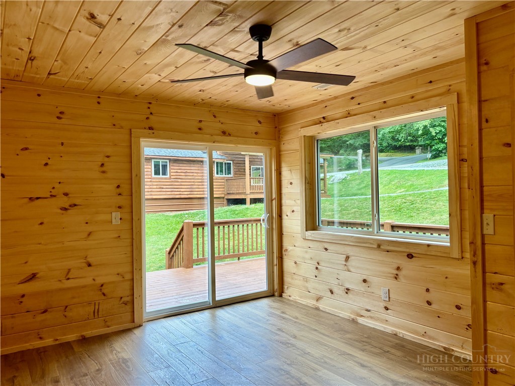 4943-4965 Hickory Nut Gap Road Banner Elk, NC 28604 - Photo 19 of 36