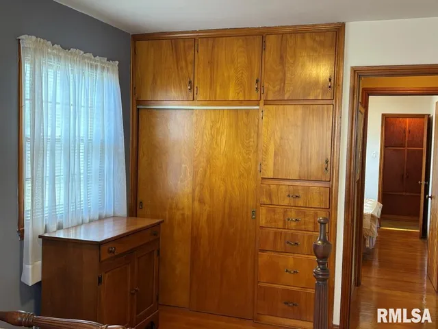 $110,000 | 253 East Monroe Street, Auburn, IL 62615