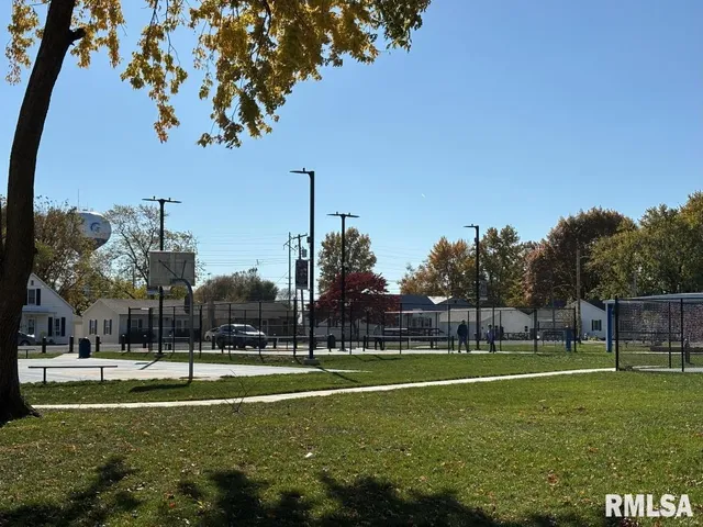 $110,000 | 253 East Monroe Street, Auburn, IL 62615