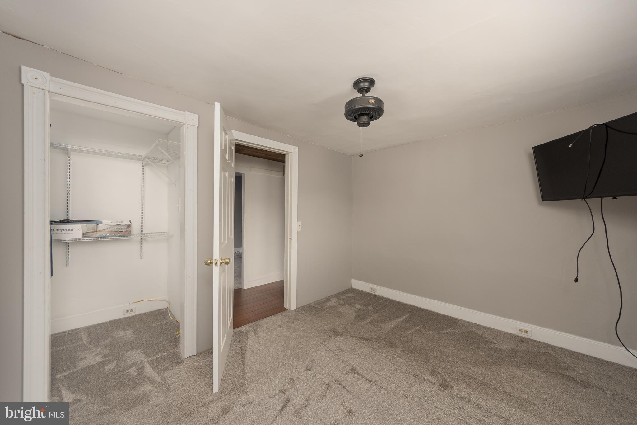 1049 Mount Joy Road Manheim, PA 17545 - Photo 17 of 36