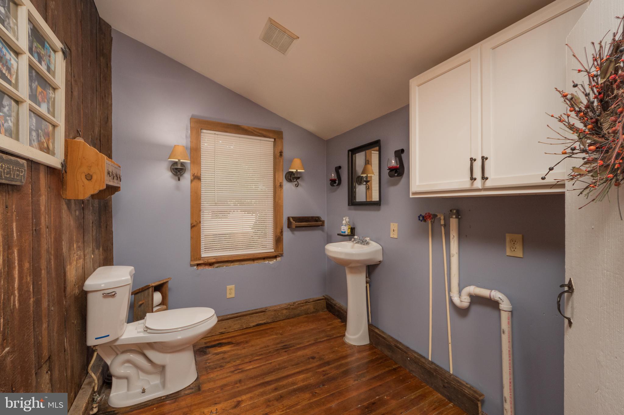 1049 Mount Joy Road Manheim, PA 17545 - Photo 20 of 36