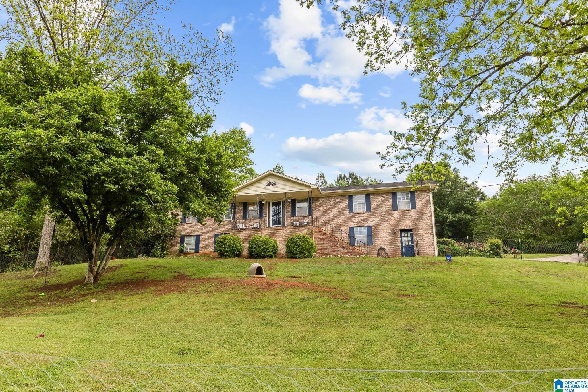 7901 South Valley Road Pinson, AL 35126 - Photo 1 of 49