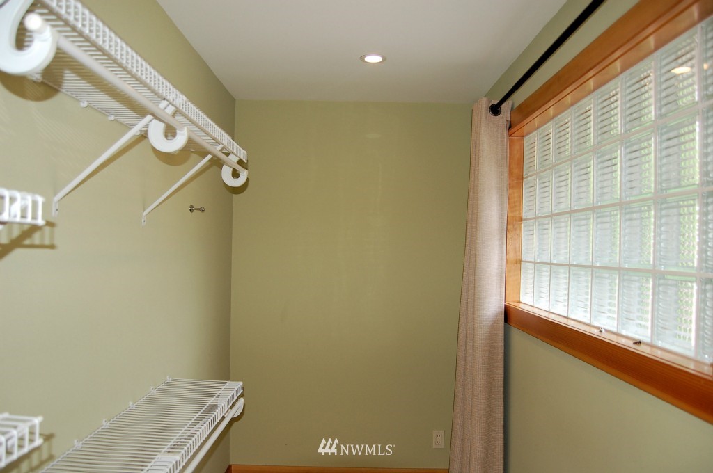 504 Briar Road Bellingham, WA 98225 - Photo 20 of 25 a bathroom with a window and a shower
