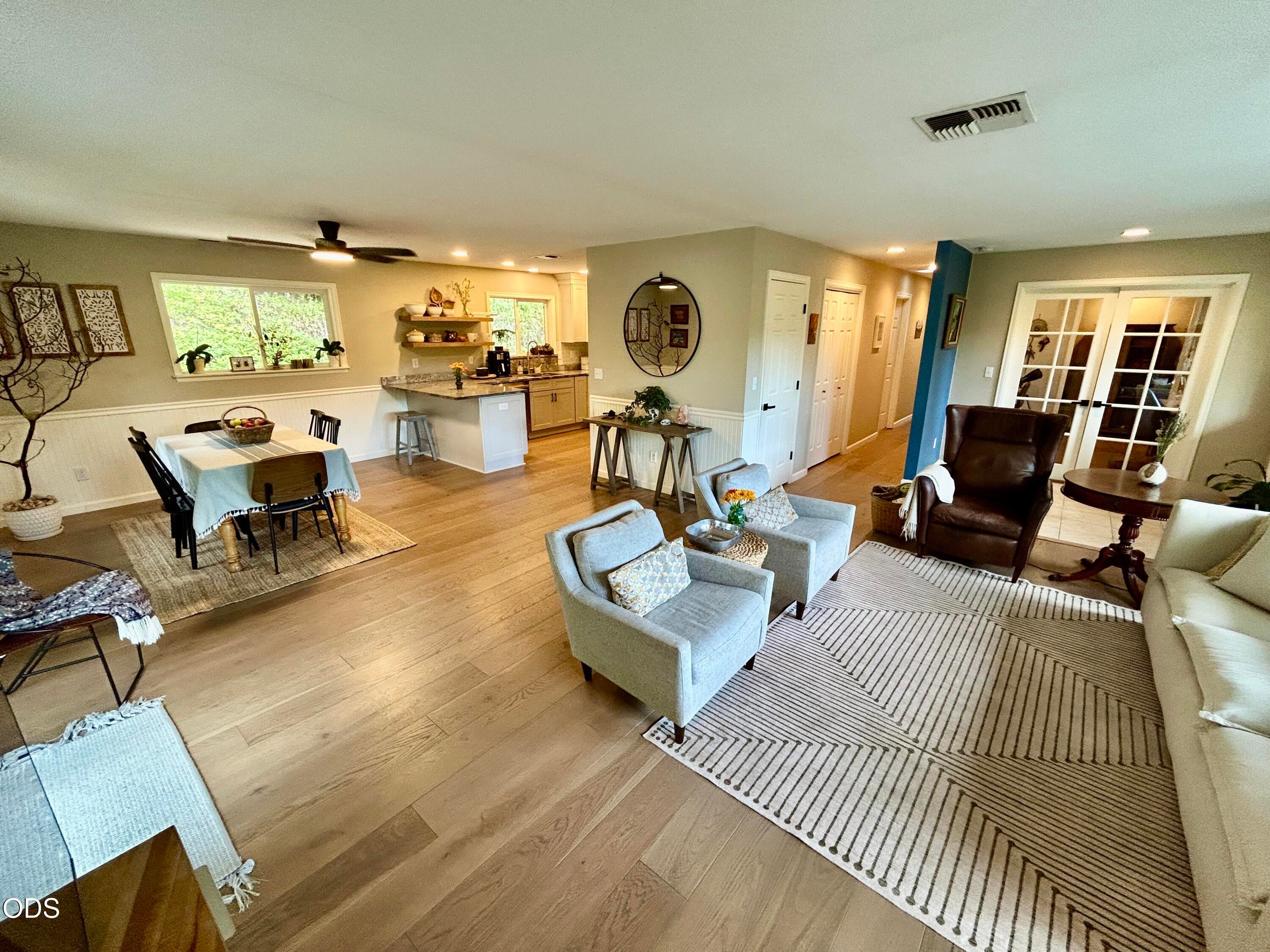 8129 Thompson Creek Road Jacksonville, OR 97530 - Photo 10 of 38 Gallery Image 10